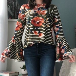 NWOT Oddi Bell Sleeve Top